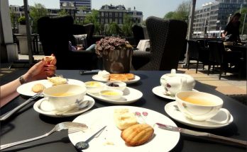 Afternoon Snacks, Dinner and Drinking in Amsterdam