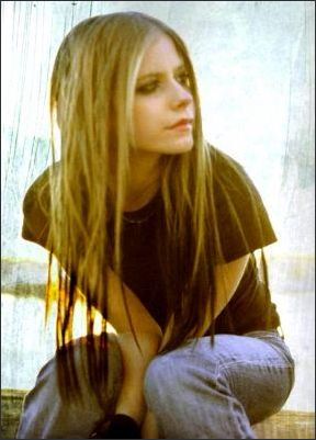 Avril Lavigne Picture 185