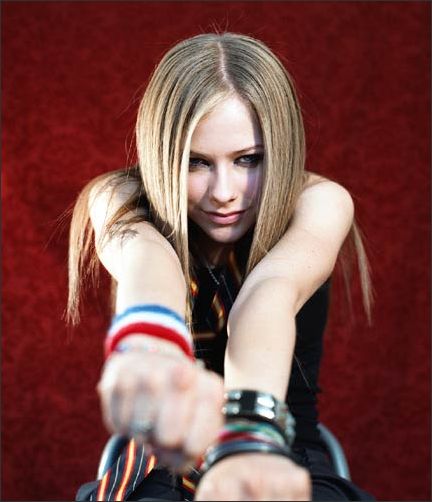 Avril Lavigne Picture 23