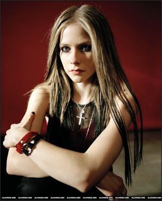 Avril Lavigne Picture 37