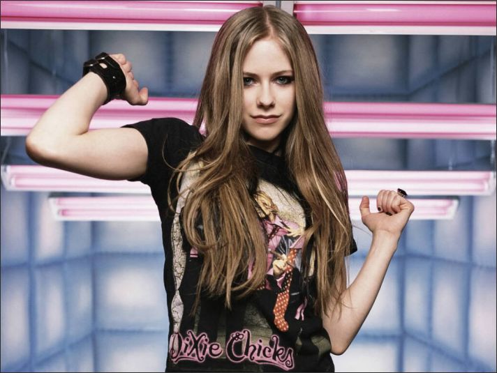 Avril Lavigne Picture 43