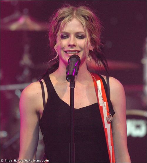 Avril Lavigne Picture 103