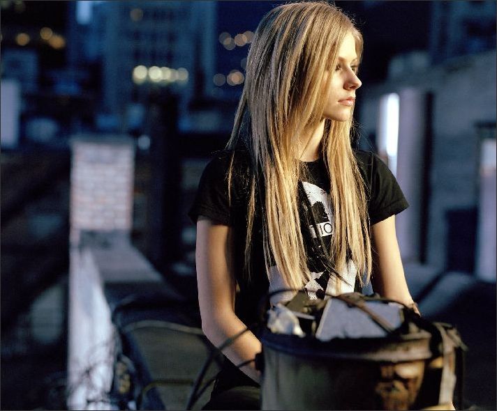 Avril Lavigne Picture 133