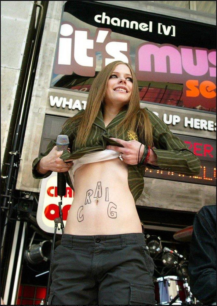 Avril Lavigne Picture 170