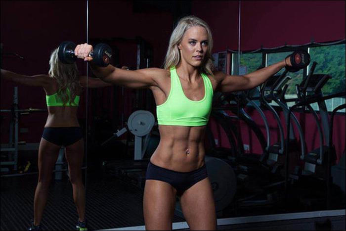 Female fitness model Caragh Flannery reveals diet and fitness secrets