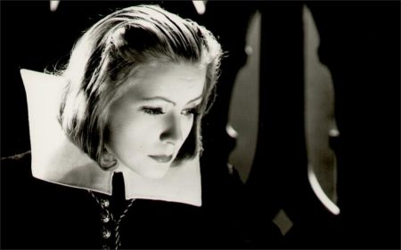 Queen Christina (1933) - Greta Garbo