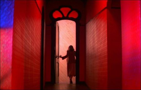 Suspiria (1977)