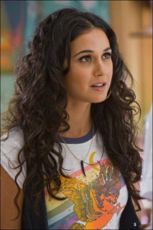 You Don't Mess with the Zohan - Emmanuelle Chriqui