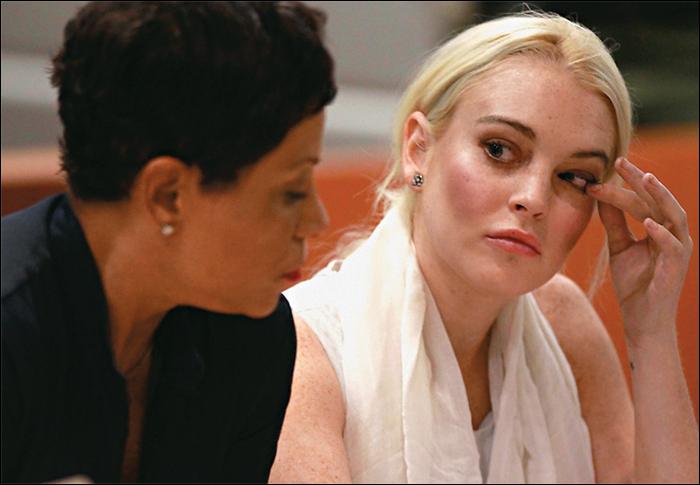 Lindsay Lohan's courtroom drama is Web sensation