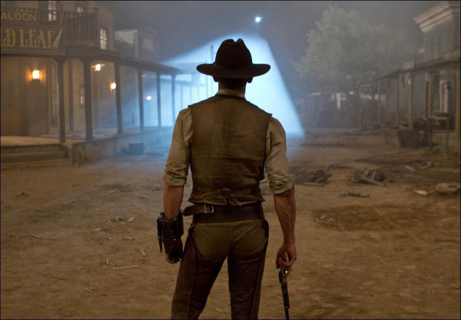 Cowboys vs Smurfs: Photo finish at the box office