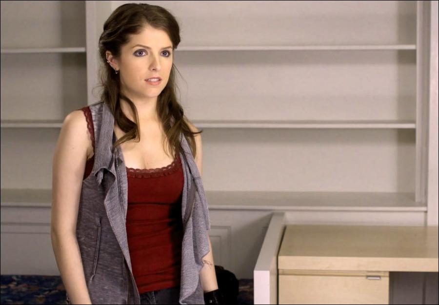 Anna Kendrick is in talks for Pitch Perfect