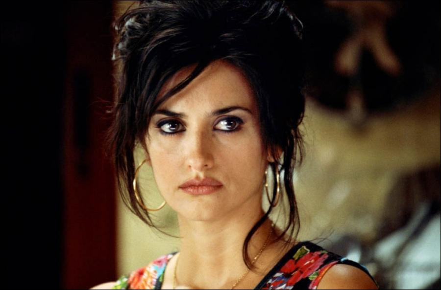 Penelope Cruz talks about Volver in Cannes