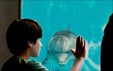 Weekend Box-Office: Dolphin Tale Leaps Into Lead