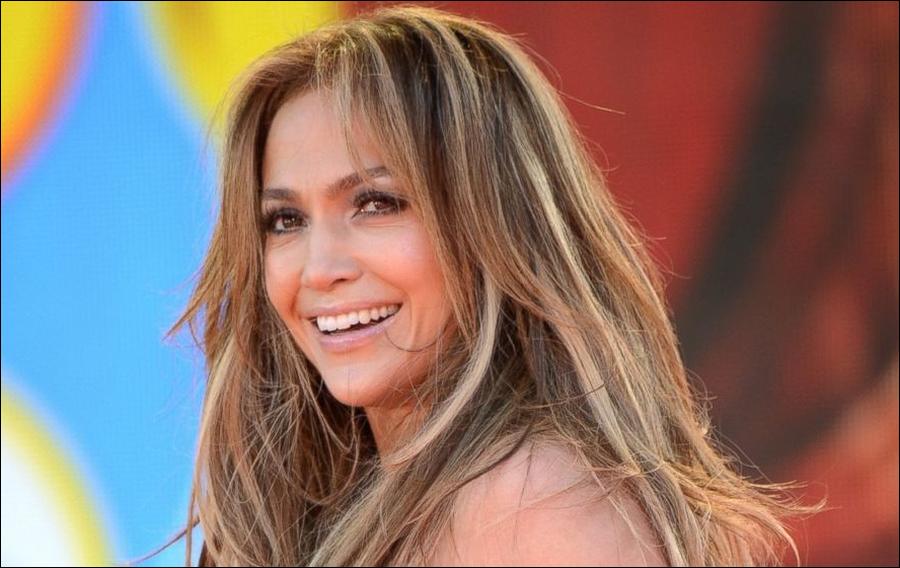 Jennifer Lopez's teary homage to her past loves