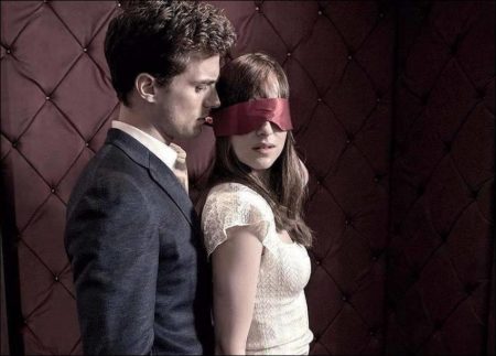 The first official trailer for Fifty Shades Darker