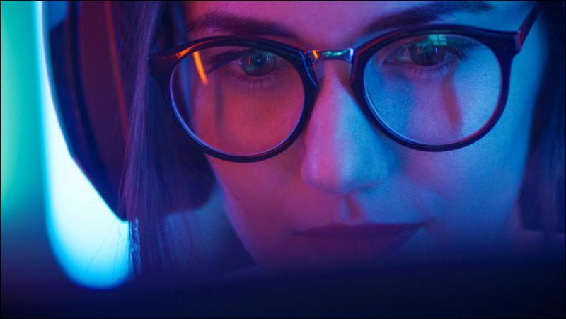What are blue-light-blocking glasses, do they really work?