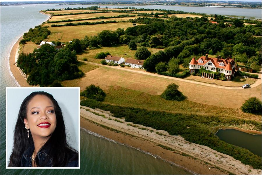 Rihanna hired an island for her new album
