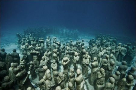 Let's take a tour of the Underwater Sculpture Museum in Mexico