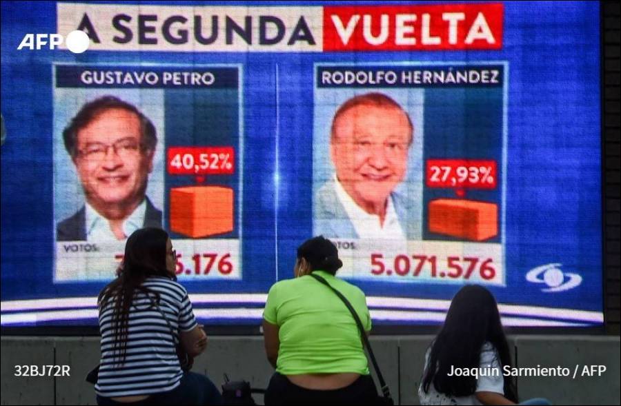 Is ex-guerrilla Gustavo Petro ready to take charge of Colombia?