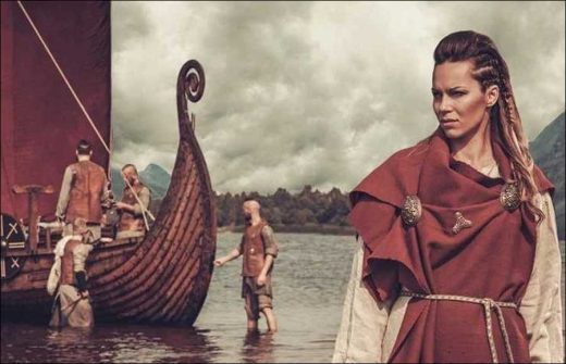 Merchant Women and Home Management in the Viking Age