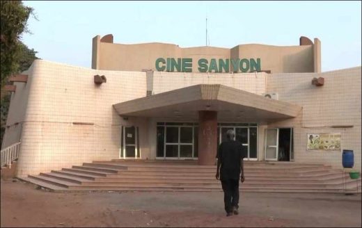 Smoking ban delivers fresh air to Burkina Faso cinemas