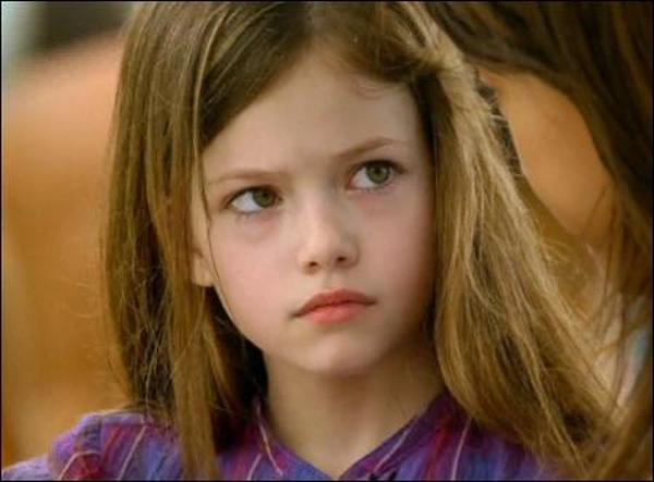 Twilight Saga: Mackenzie Foy joins 'Breaking Dawn'