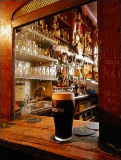 Pub Culture and Pub Life in Ireland